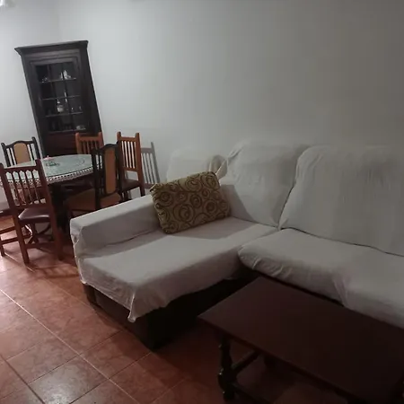 Homestay Alborada Tres *