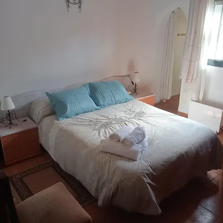 Alborada Tres Homestay Burguillos
